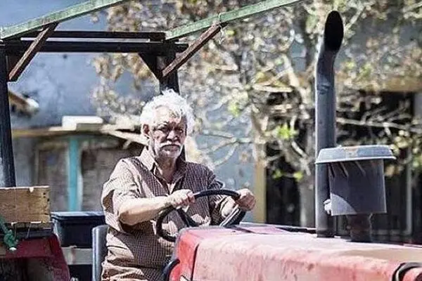 «خروج» حاتمی‌کیا میلیاردی شد