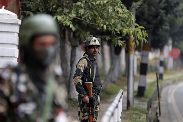 حمله تروریستی به کمپ نظامی در کشمیر هند