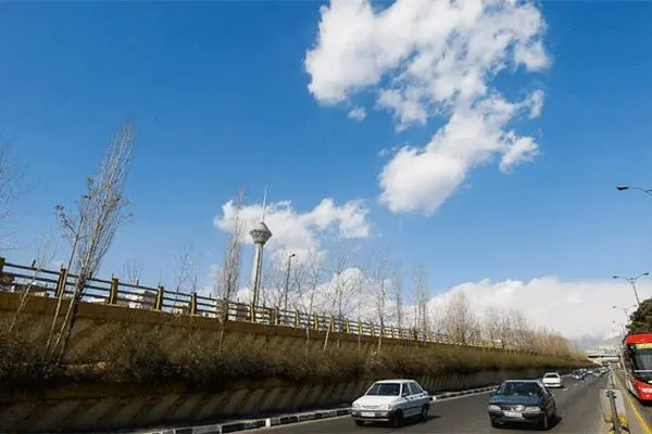 تهران رو به گرما می‌رود