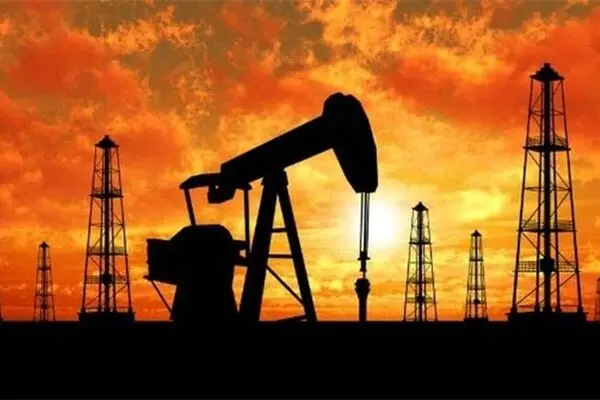 دلیل منفی شدن قیمت نفت آمریکا چیست؟