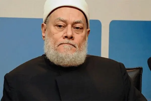 اظهارات جنجالی مفتی سابق مصر درباره افطار با شراب!