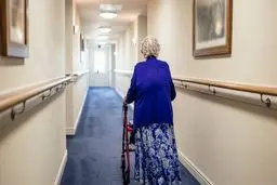 بازی آماری روباه پیر با کرونا