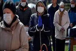 سازمان بهداشت جهانی: کرونا فعلا مهمان ماست