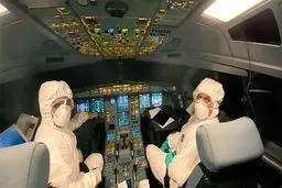 ۶۸ مسافر اماراتی، کرونا را به پاکستان بردند