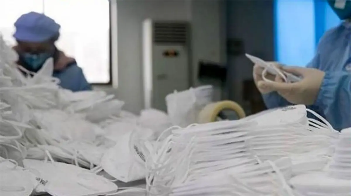 آغاز توزیع ماسک و دستکش در داروخانه‌ها