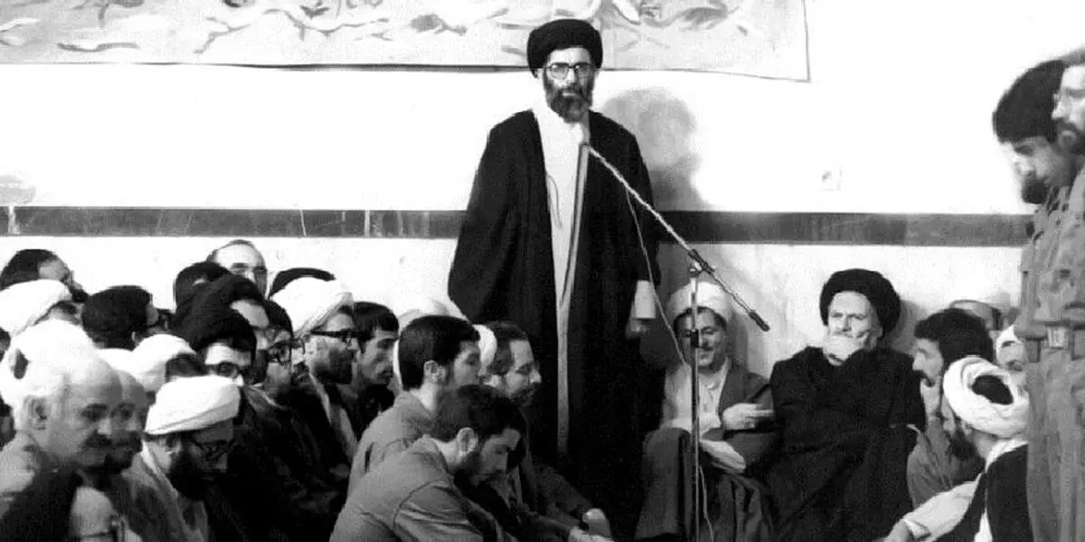 جامعه جاهلی از منظر حضرت علی(ع)؛ آیین‌نامه انقلاب 10