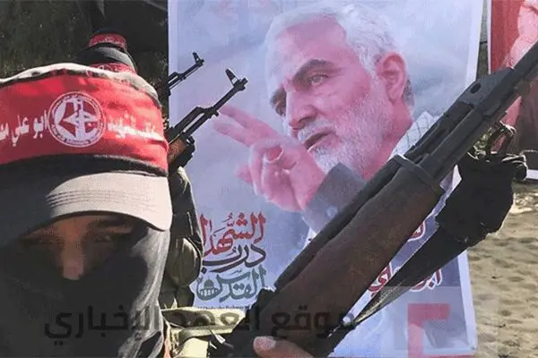مانور جنبش فلسطینی با تصاویری از سردار سلیمانی و نصرالله