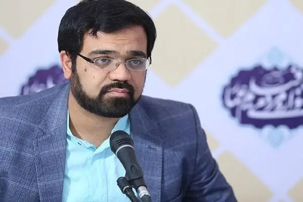 برای کشف «نفوذ» در رسانه ملی دنبال یک شخص نگردید
