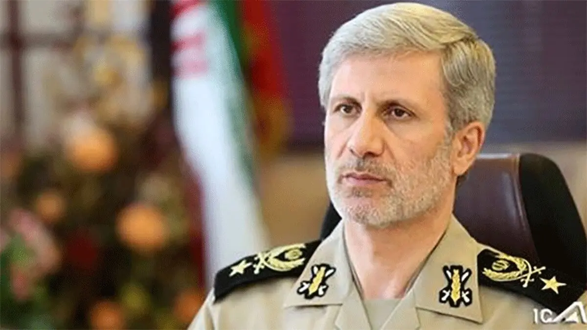پیام تسلیت وزیر دفاع در پی شهادت جمعی از دریادلان نیروی دریایی ارتش