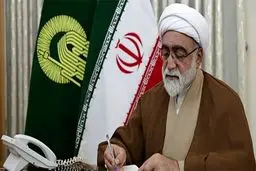 تولیت آستان قدس: آیت الله نیستم!