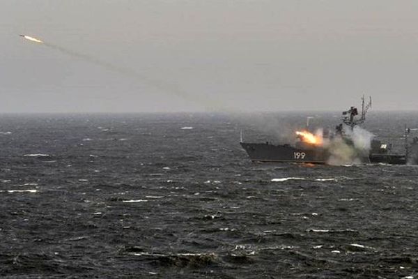 تمرین پدافند موشکی روسیه در دریای مدیترانه انجام شد