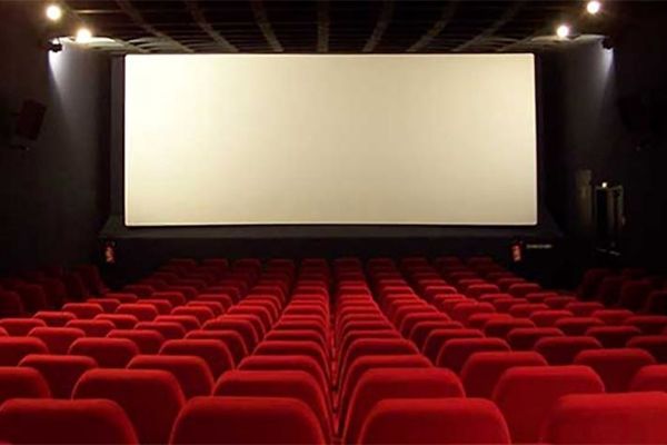 عکس: سینماهای مالزی کپک زدند!