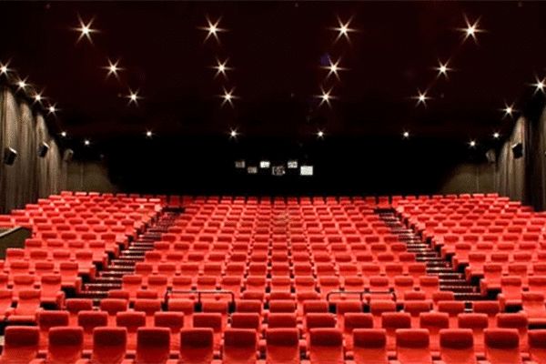احتمال بازگشایی سینما‌ها در شهر‌هایی با وضعیت سفید