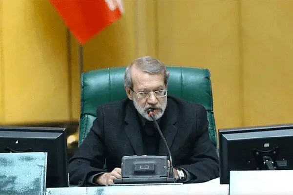 لاریجانی: ۲۰۰ قانون در مجلس دهم تصویب شد/مجلس دهم بی عرضه نبود