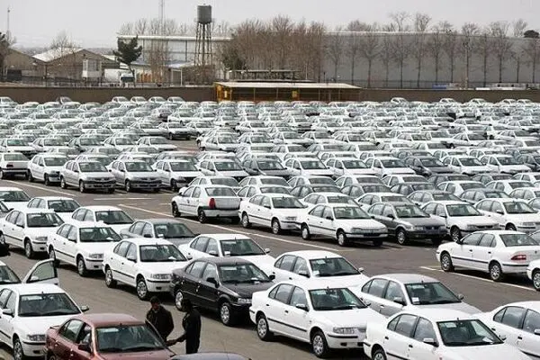 تخلیه ماشین‌های صفر کیلومتر و بدون پلاک از پارکینگ‌ها