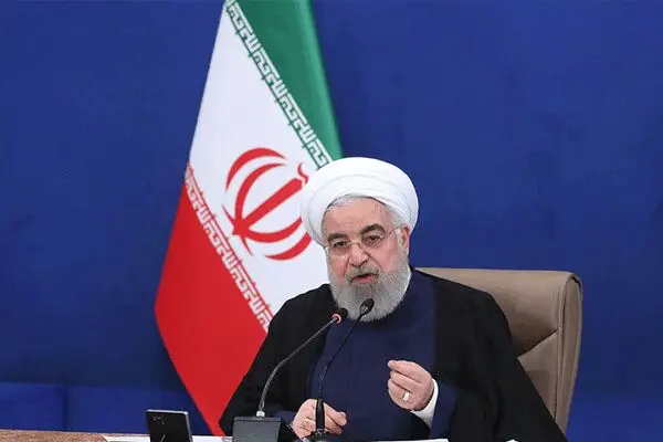 روحانی: نمی‌گذاریم لبخندی بر روی صورت مستبدین کاخ سفید بنشیند
