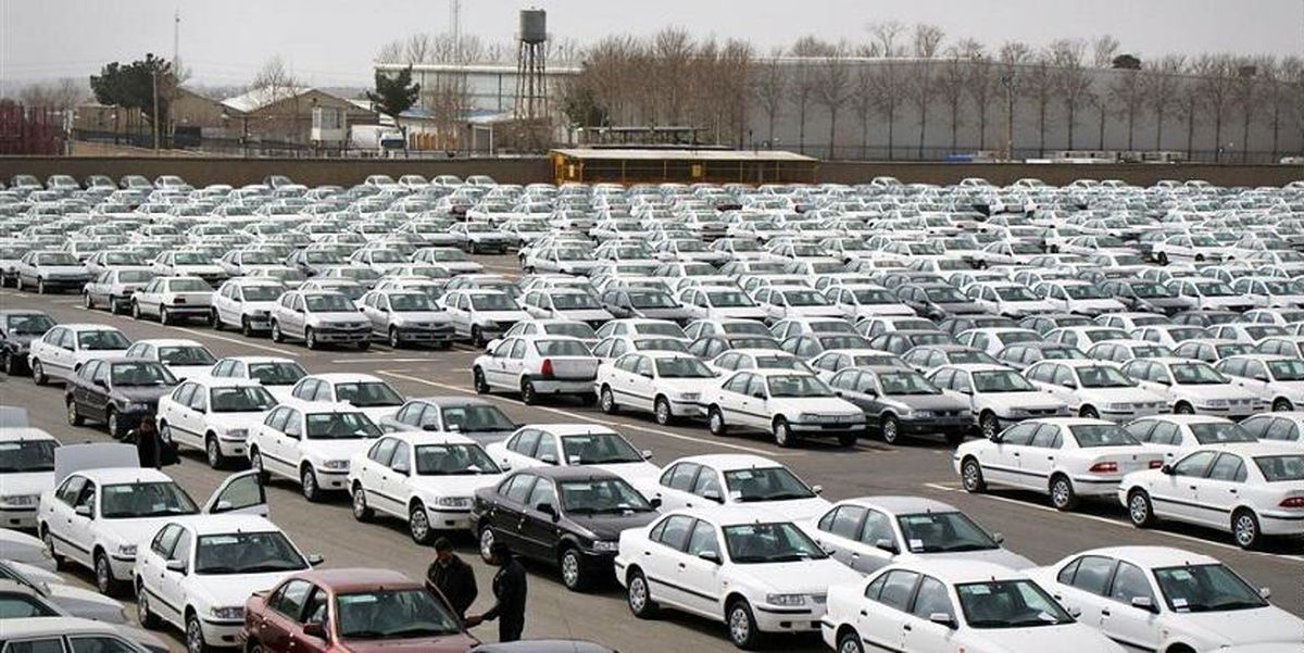 کشف دو پارکینگ خودروی احتکار شده در چیتگر