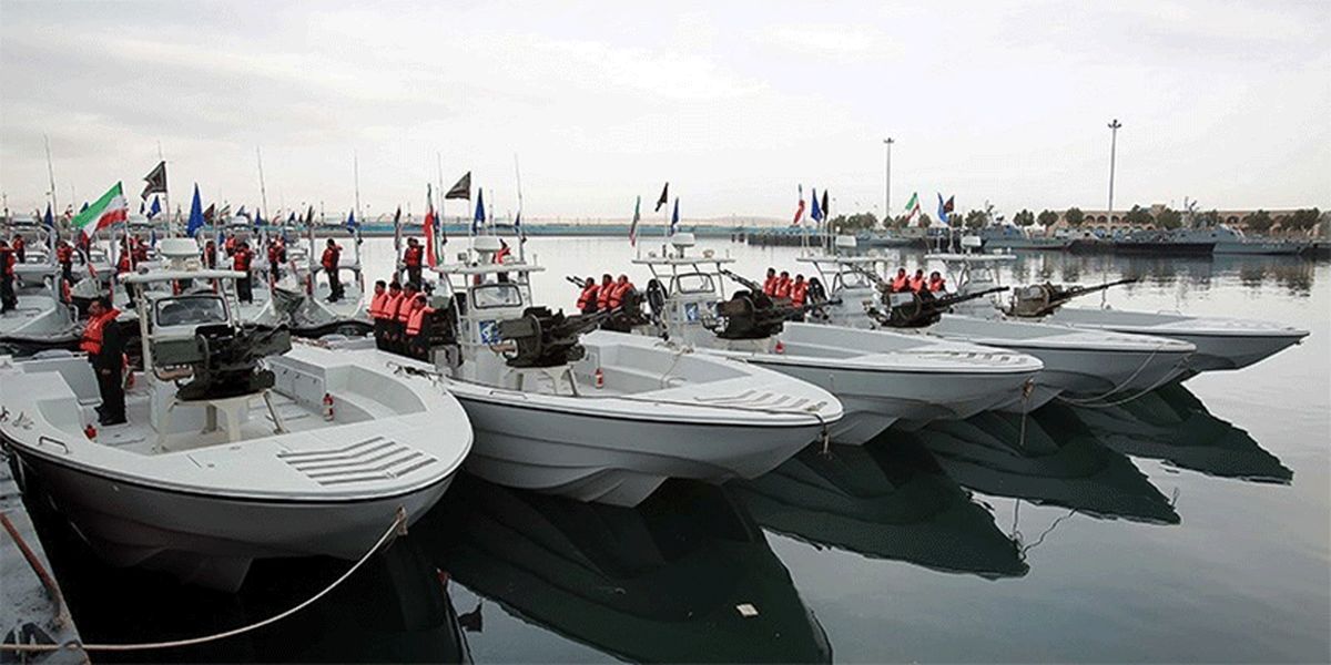 آئین الحاق بیش از ۱۰۰ فروند شناور به نیروی دریایی سپاه آغاز شد