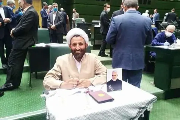 مجلس انقلابی به چه معناست؟ / نقدی بر شعارزدگی منتخبین مجلس یازدهم