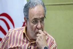 عکس: حرکات عجیب ۲ مجری تلویزیون در خیابان