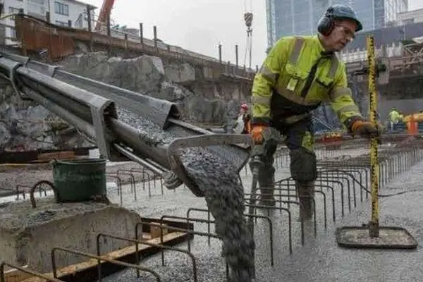 مهندسانی که در پروژه های ساختمانی مشغولند، بخوانند