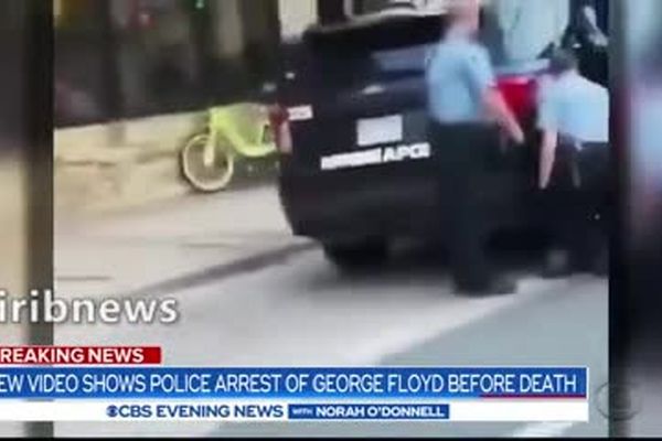 فیلم: تصاویر جدید از نحوه دستگیری تا قتل جورج فلوید