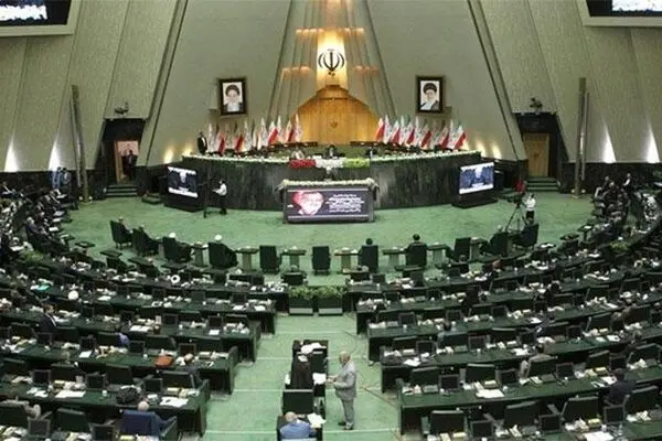 تأیید اعتبارنامه نمایندگان تهران در مجلس