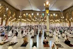 تصاویر: بازگشایی مسجد النبی پس از ۷۴ روز