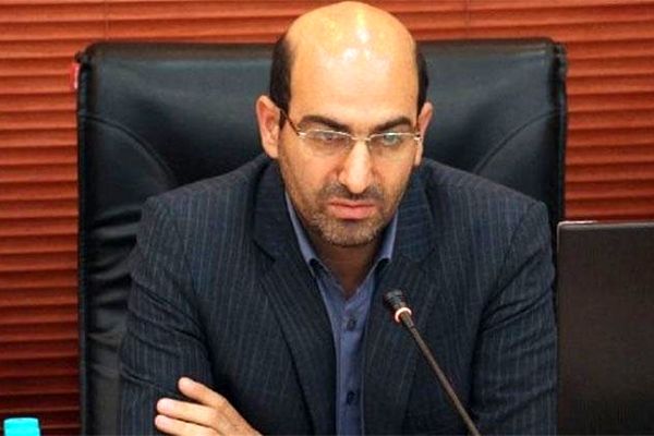 واعظی وزیر بهداشت را تهدید کرده استعفا کند