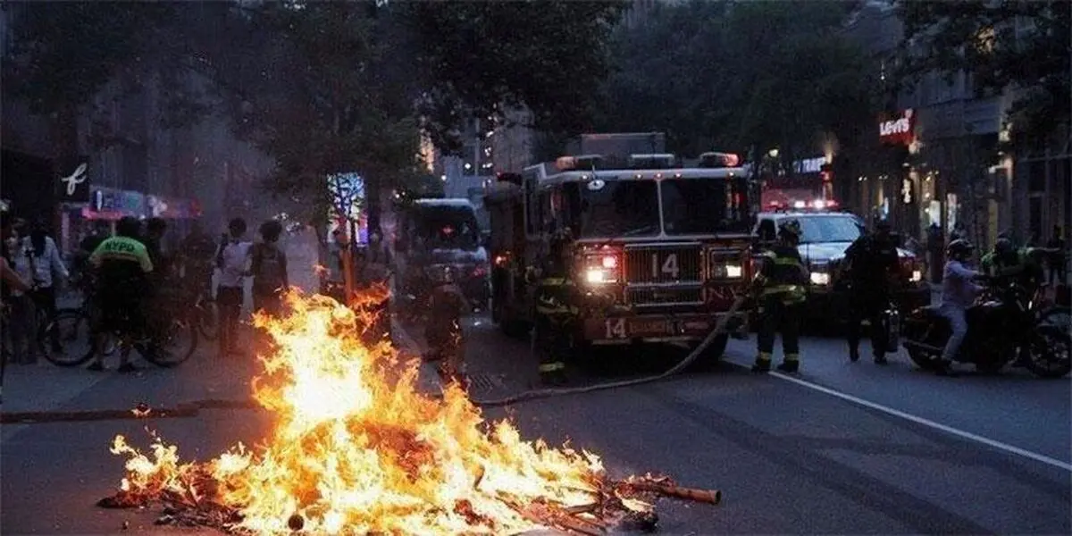 دستور منع رفت و آمد در شهرهای مختلف آمریکا صادر شد