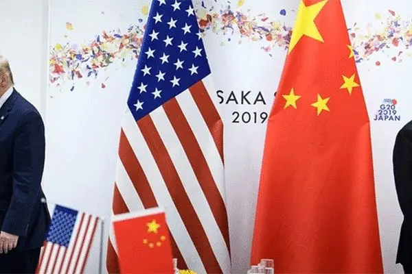 چین برای پاسخ به اتهام های کرونایی کتاب چاپ کرد