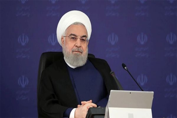 روحانی: سیاست زانوی آمریکا بر گلوی ایران به زانو درآمد