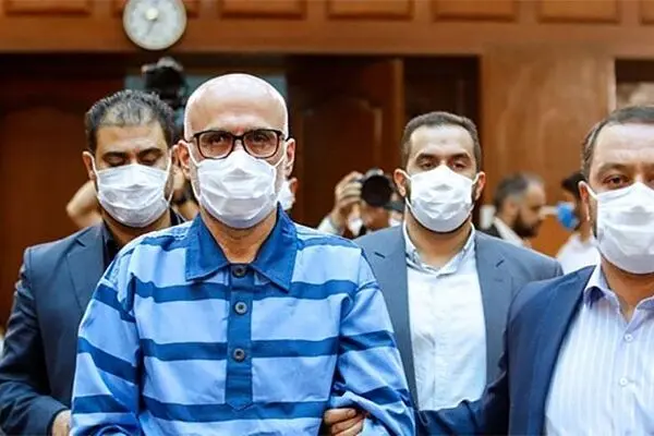 قاضی خطاب به وکیل طبری: ظاهرا پرونده را مطالعه نکردید