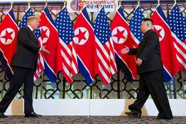 ترامپ تحریم های کره شمالی را تمدید کرد