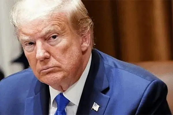 ترامپ آماده دیدار با مادورو هستم