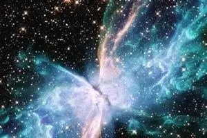 ثبت تصویری زیبا از دو سحابی سیاره‌نما