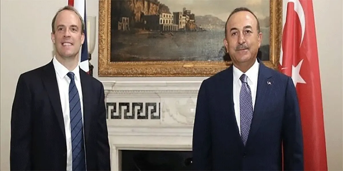 چاوش اوغلو با وزیر خارجه انگلیس دیدار کرد