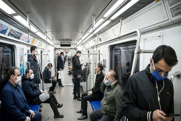 دلیل عدم رعایت فاصله‌گذاری اجتماعی در مترو چیست؟