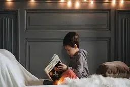 مطالعه کتاب غیر درسی چه تاثیری بر بهبود مطالعه افراد دارد؟