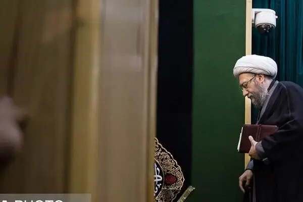 انتقاد یا اتهام؟ مسئله این است!