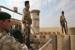 نیروی زمینی عراق در مرز با ترکیه مستقر شد
