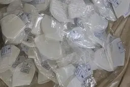 ماسک صنعتی ۱۳۰۰ تومان است
