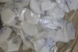 ماسک صنعتی ۱۳۰۰ تومان است
