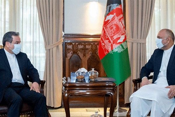 عراقچی با سرپرست وزارت امور خارجه افغانستان دیدار کرد