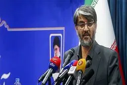 زمینه بسیاری از تخلفات مشکلات اقتصادی و اجتماعی است