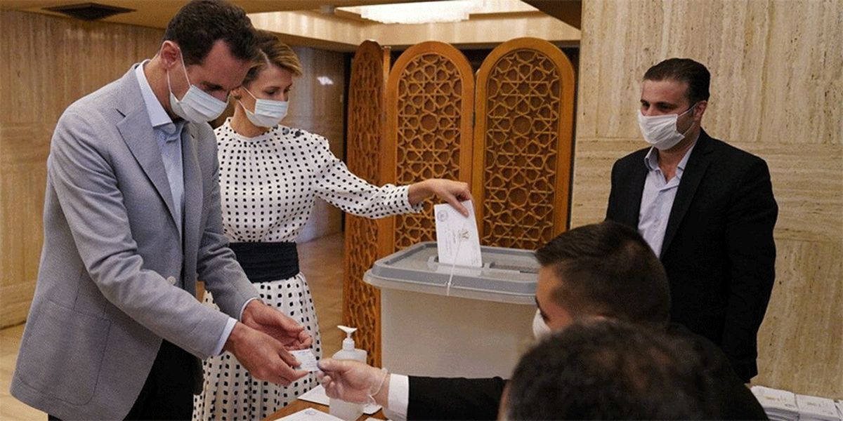 عکس: بشار اسد و همسرش پای صندوق رای