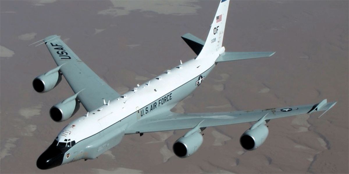 پرواز هواپیمای جاسوسی ایالات متحده بر آسمان شبه جزیره کره