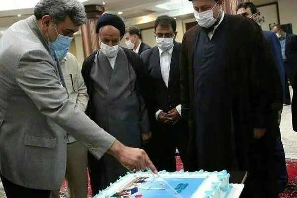 «جشن قبرستان»؛ نمکی‌ بر زخم‌های مردم