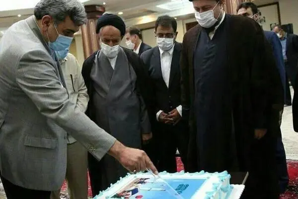 «جشن قبرستان»؛ نمکی‌ بر زخم‌های مردم