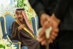 ملک سلمان از بیمارستان در جلسه هیات دولت حاضر شد